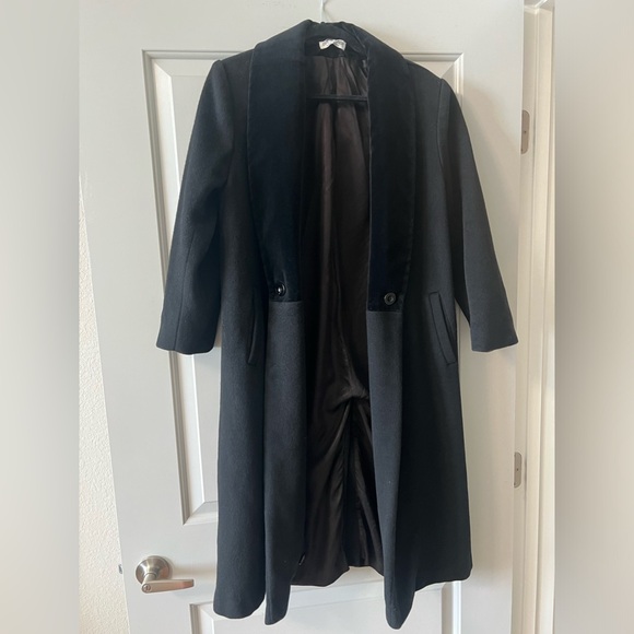 Vintage Jackets & Blazers - Braefair Vintage 100% Wool Black Union Made Pea Coat With Black Velvet Lapel
